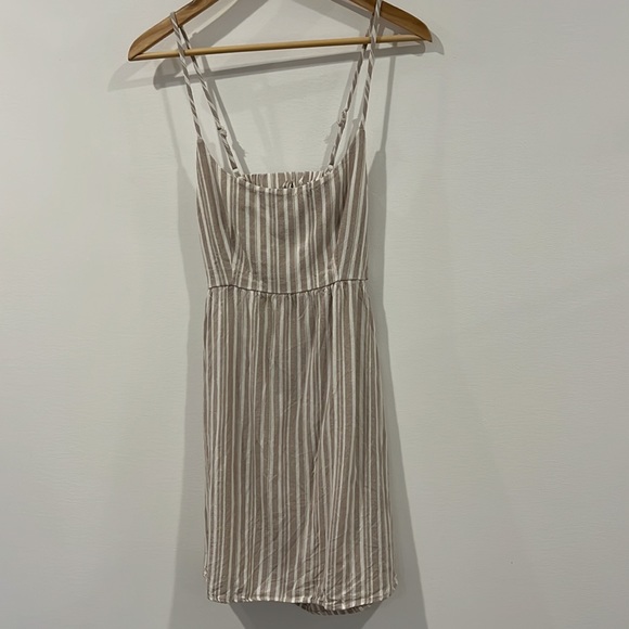 Altered state farms, open back stripped mini dress size small - Picture 2 of 8